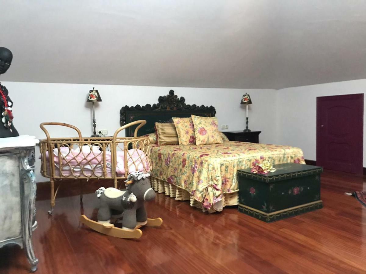 Villa Las Camelias Villanueva De Arosa Bagian luar foto